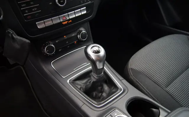 MERCEDES-BENZ Klasa B 180 Style