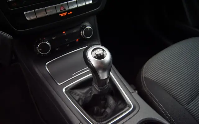 MERCEDES-BENZ Klasa B 180 Style