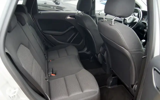 MERCEDES-BENZ Klasa B 180 Style