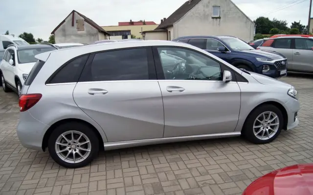 MERCEDES-BENZ Klasa B 180 Style