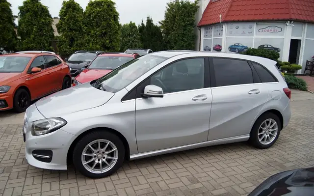 MERCEDES-BENZ Klasa B 180 Style