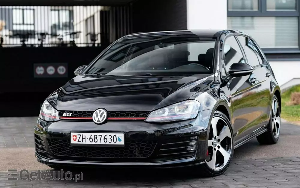 VOLKSWAGEN Golf VII 2.0 TSI BMT GTI Performance DSG