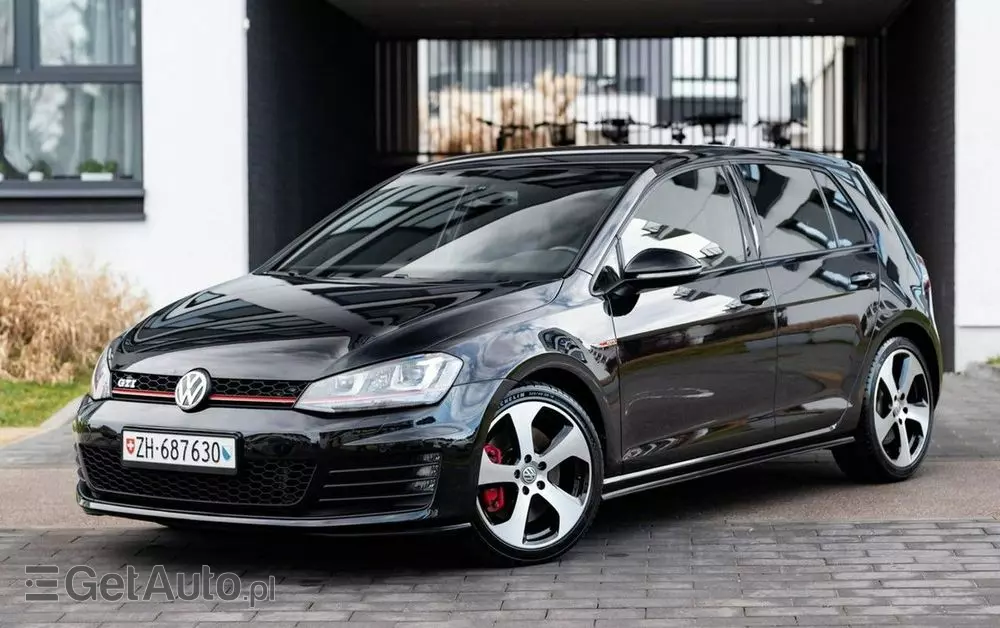 VOLKSWAGEN Golf VII 2.0 TSI BMT GTI Performance DSG