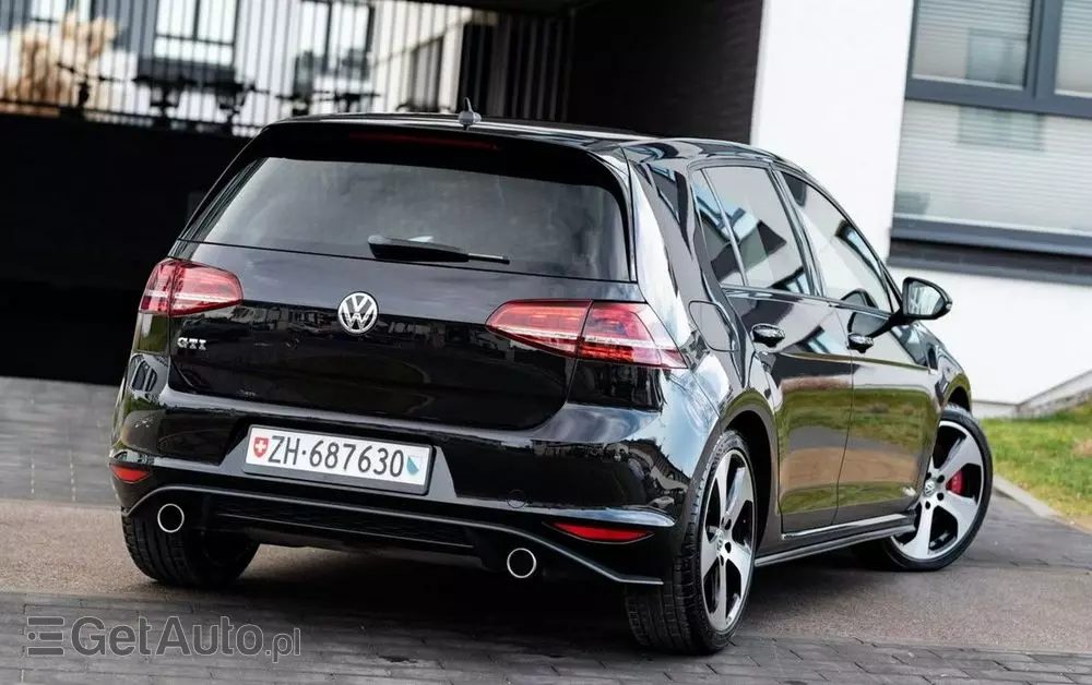 VOLKSWAGEN Golf VII 2.0 TSI BMT GTI Performance DSG