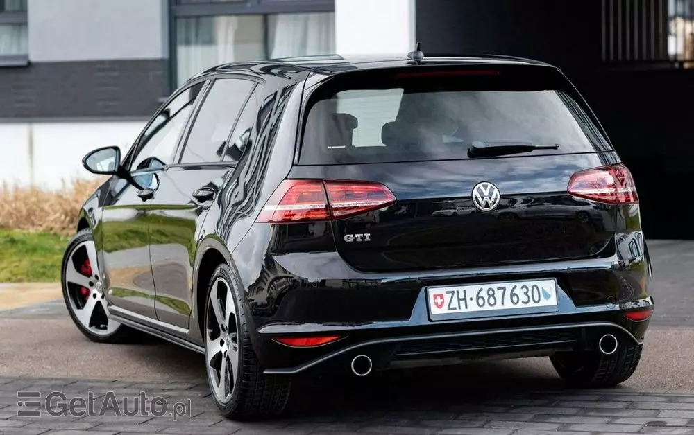 VOLKSWAGEN Golf VII 2.0 TSI BMT GTI Performance DSG