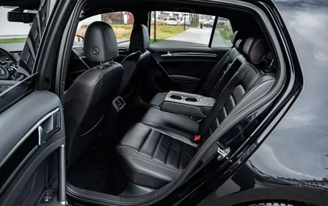 VOLKSWAGEN Golf VII 2.0 TSI BMT GTI Performance DSG