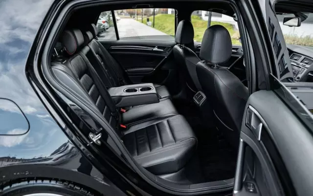 VOLKSWAGEN Golf VII 2.0 TSI BMT GTI Performance DSG