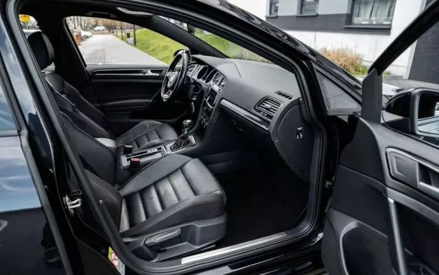 VOLKSWAGEN Golf VII 2.0 TSI BMT GTI Performance DSG