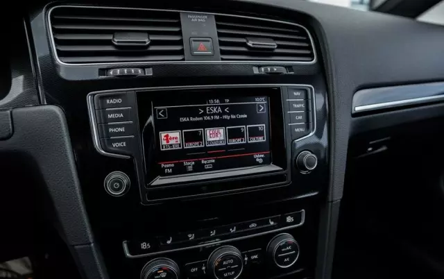 VOLKSWAGEN Golf VII 2.0 TSI BMT GTI Performance DSG