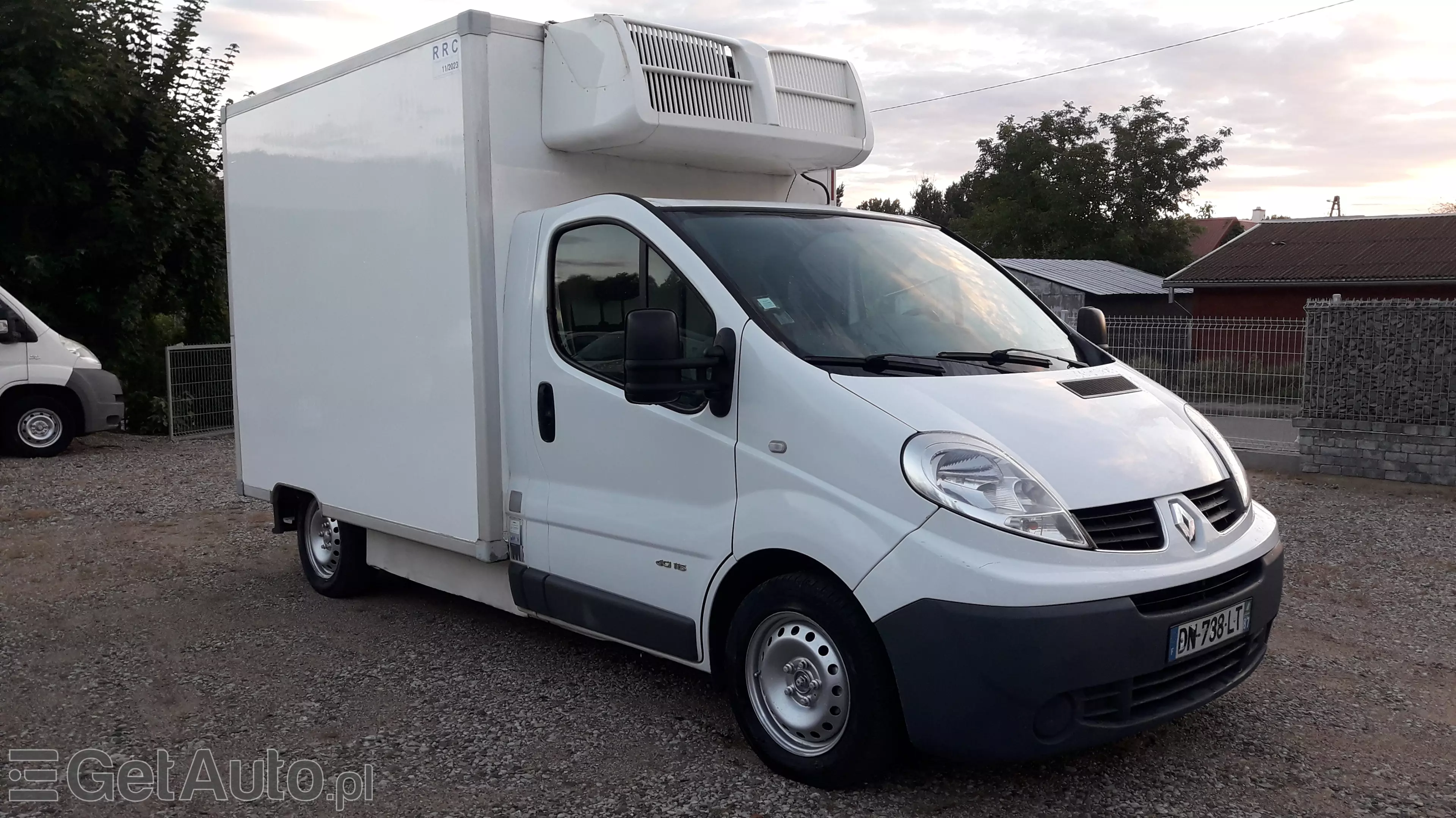 RENAULT Trafic 