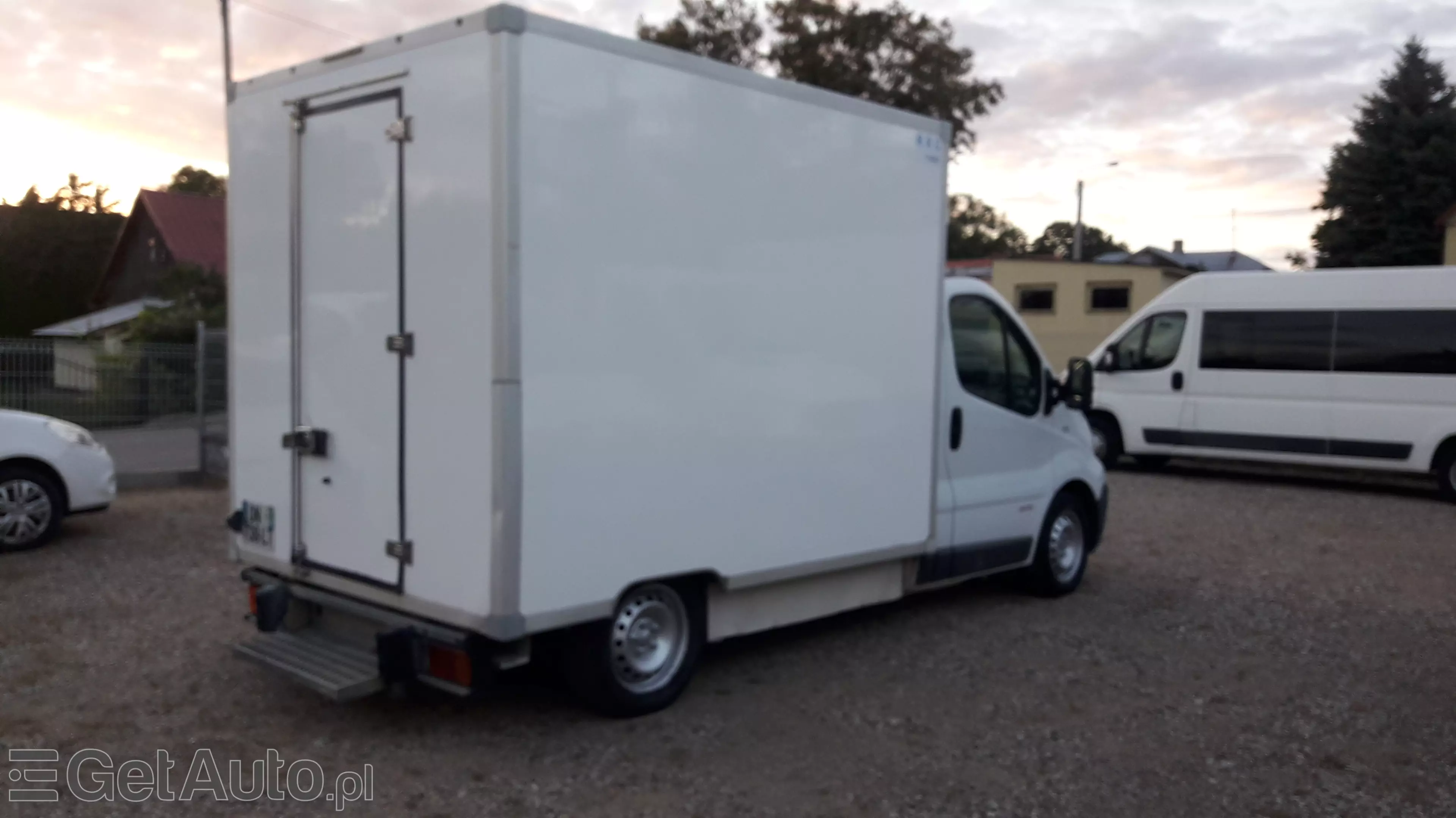 RENAULT Trafic 