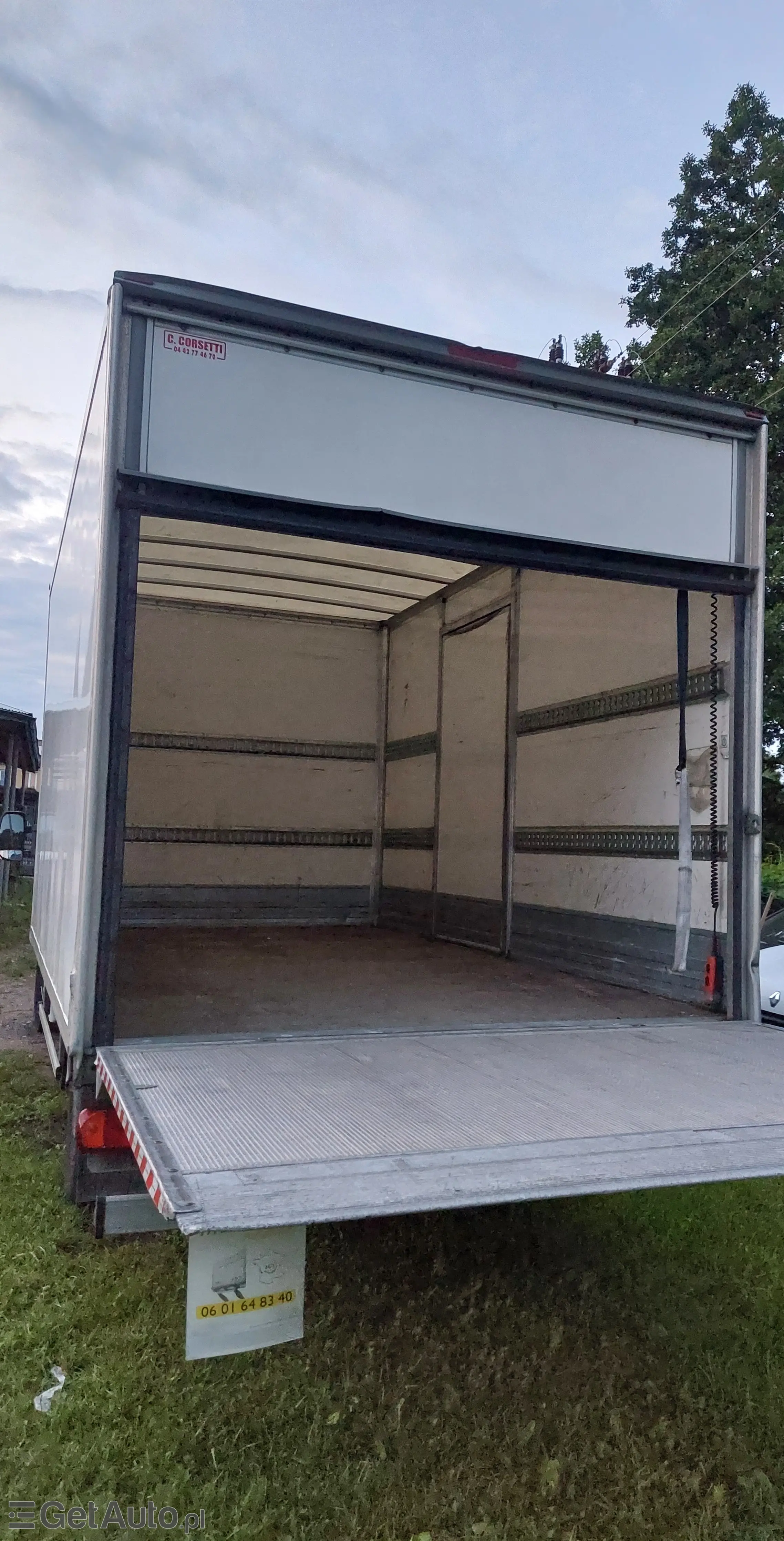 RENAULT Master Kontener