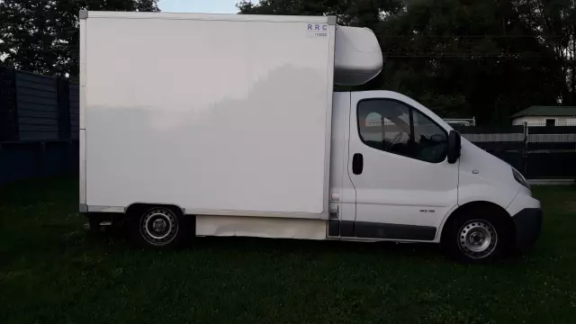 RENAULT Trafic 