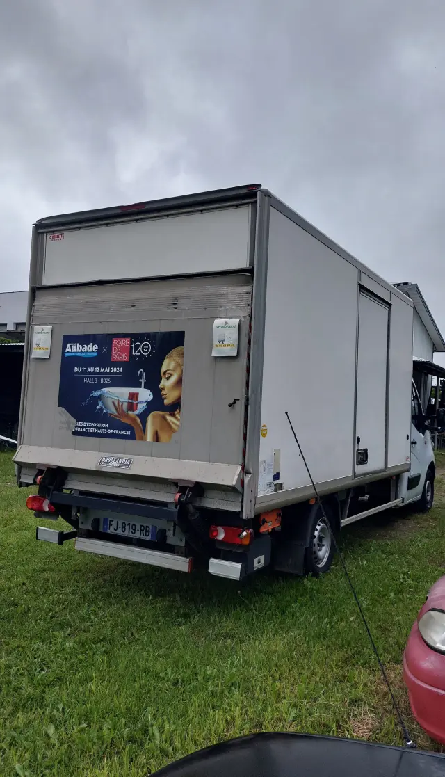 RENAULT Master Kontener