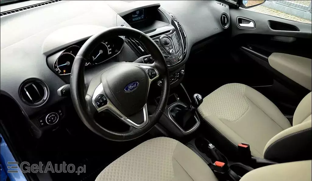 FORD Tourneo Courier 