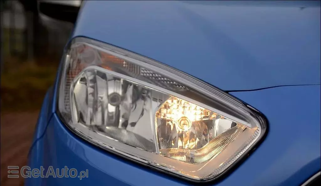 FORD Tourneo Courier 