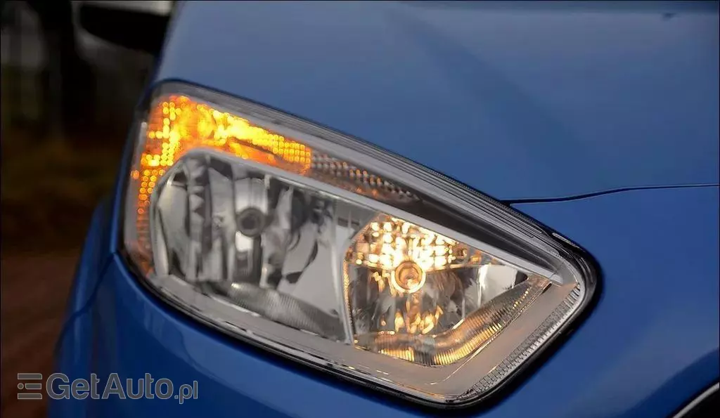 FORD Tourneo Courier 