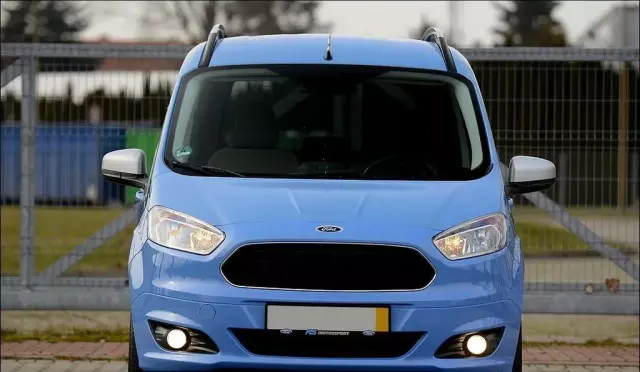 FORD Tourneo Courier 