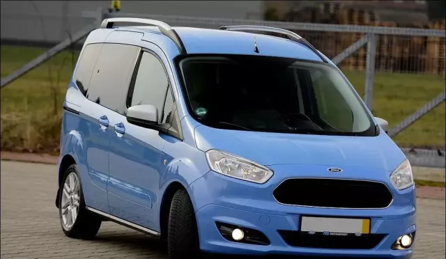 FORD Tourneo Courier 