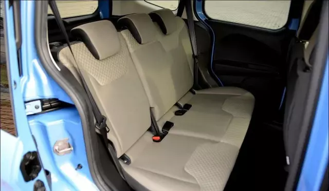 FORD Tourneo Courier 