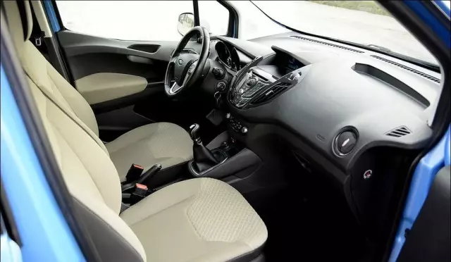 FORD Tourneo Courier 