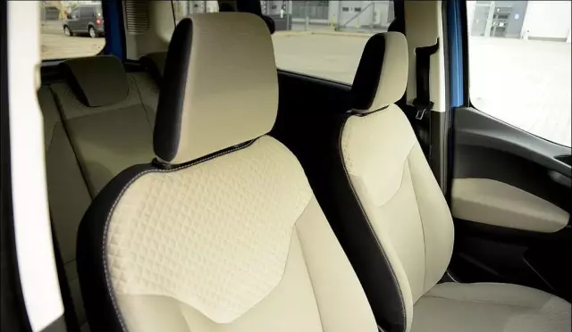 FORD Tourneo Courier 