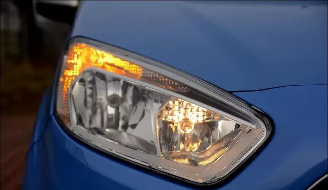 FORD Tourneo Courier 