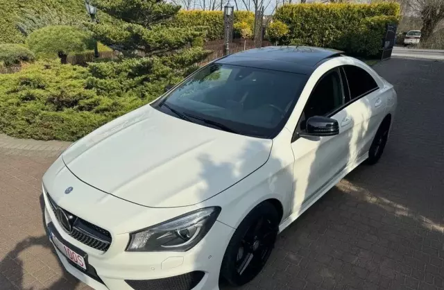 MERCEDES-BENZ CLA 