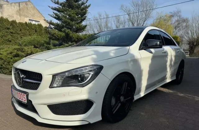 MERCEDES-BENZ CLA 