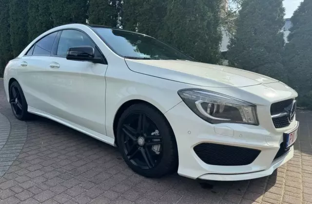 MERCEDES-BENZ CLA 