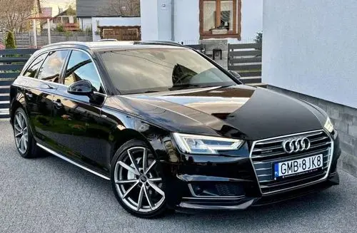 AUDI A4 