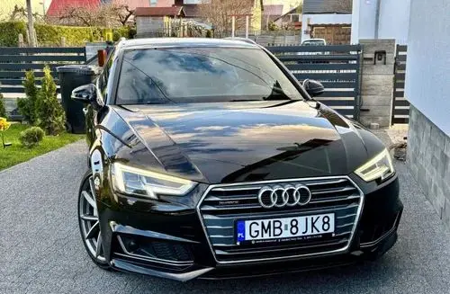 AUDI A4 