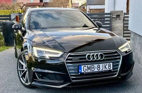 AUDI A4 