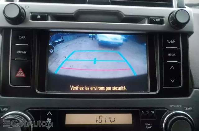 TOYOTA Land Cruiser LC 3.0 D-4D Sol