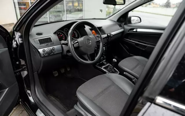 OPEL Astra 1.4
