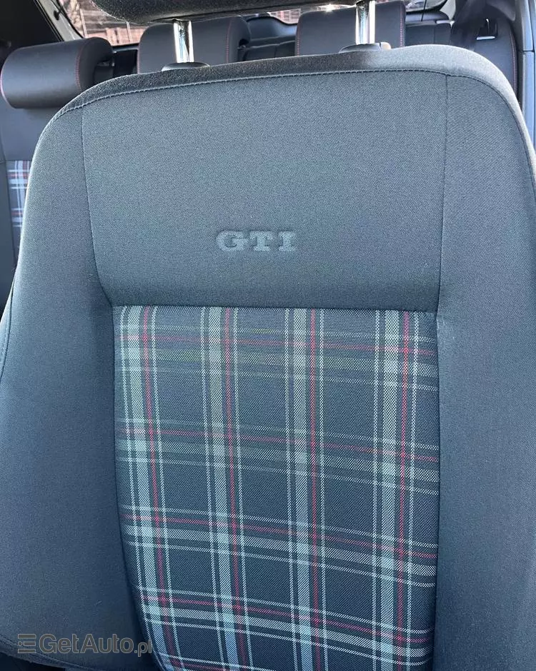 VOLKSWAGEN Polo 1.4 TSI GTI DSG