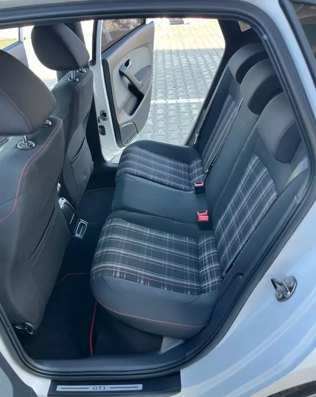 VOLKSWAGEN Polo 1.4 TSI GTI DSG