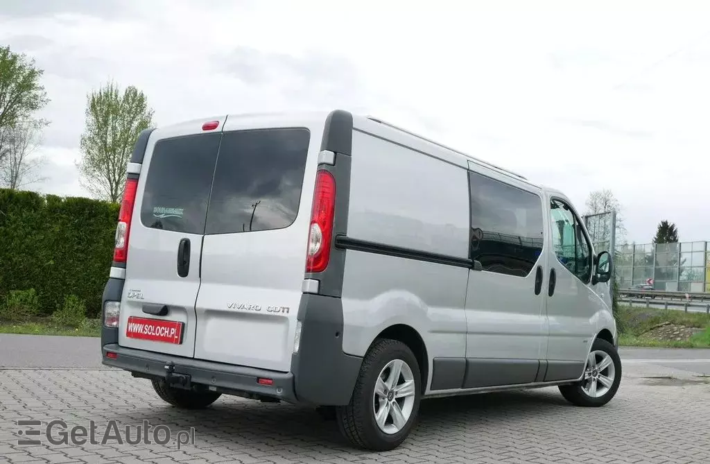 OPEL Vivaro 