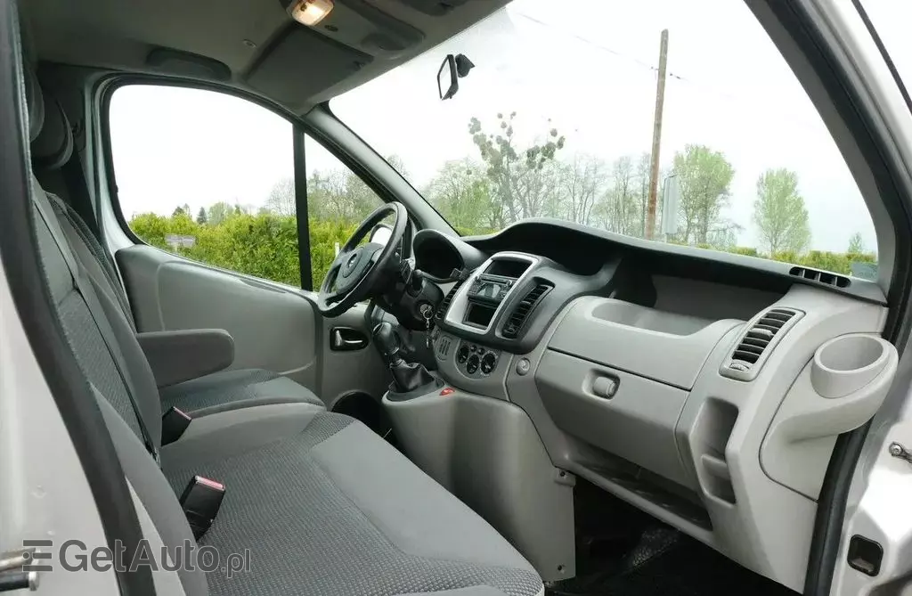 OPEL Vivaro 