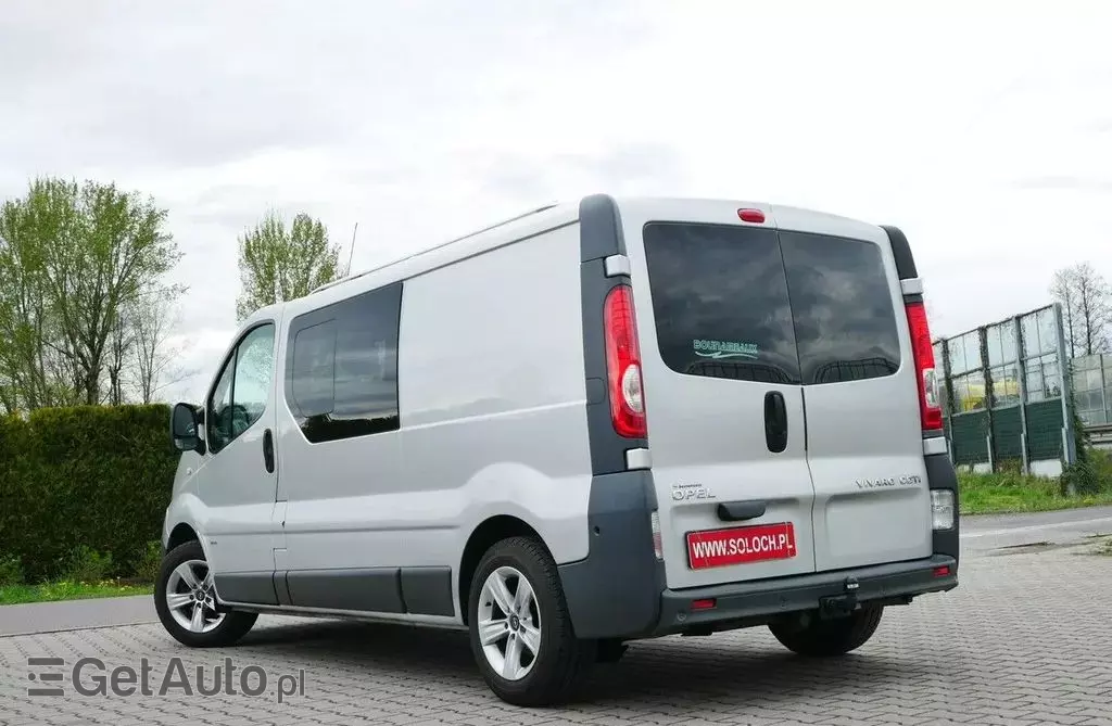 OPEL Vivaro 