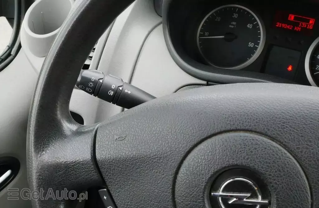 OPEL Vivaro 