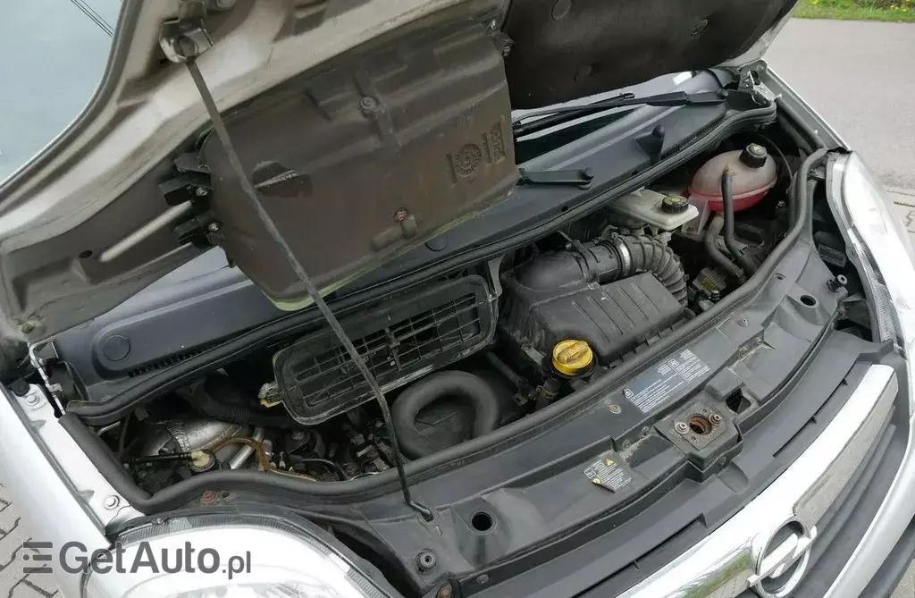 OPEL Vivaro 