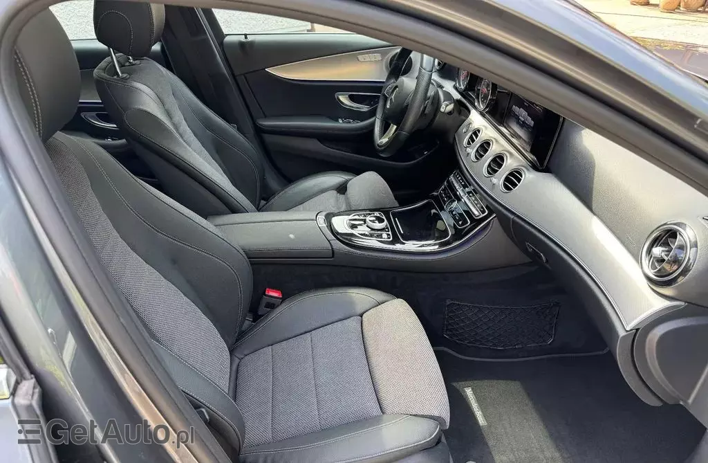 MERCEDES-BENZ Klasa E 