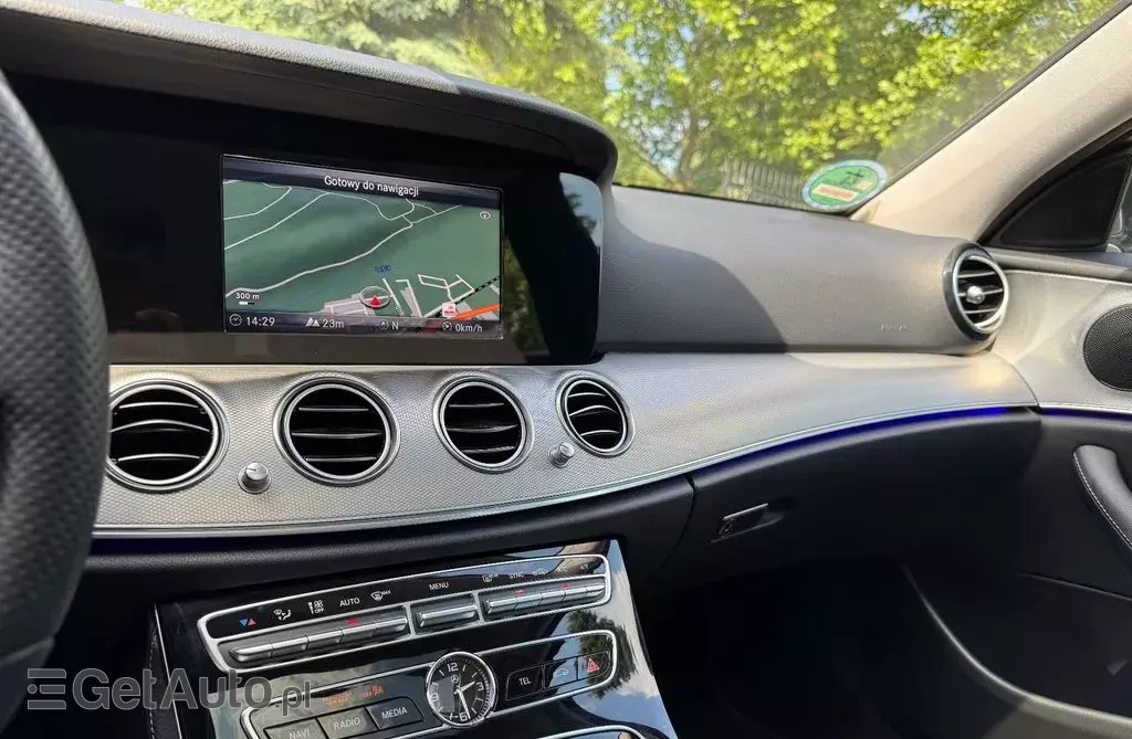 MERCEDES-BENZ Klasa E 