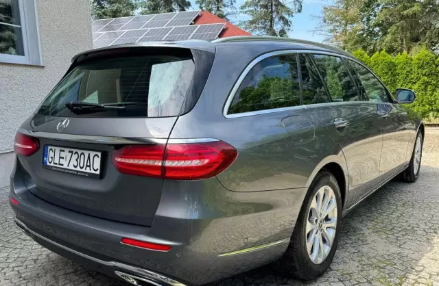 MERCEDES-BENZ Klasa E 