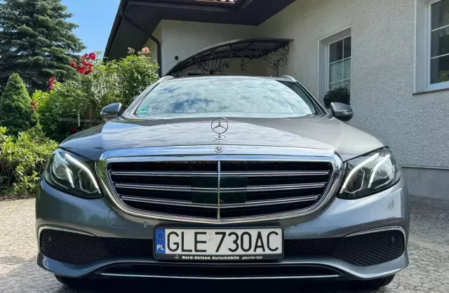 MERCEDES-BENZ Klasa E 