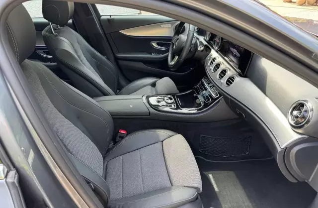 MERCEDES-BENZ Klasa E 