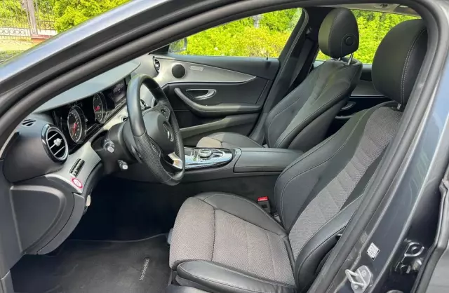 MERCEDES-BENZ Klasa E 