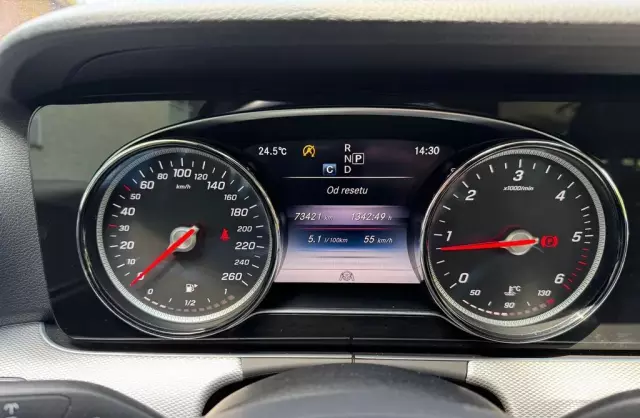 MERCEDES-BENZ Klasa E 