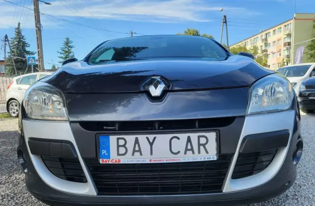 RENAULT Megane 